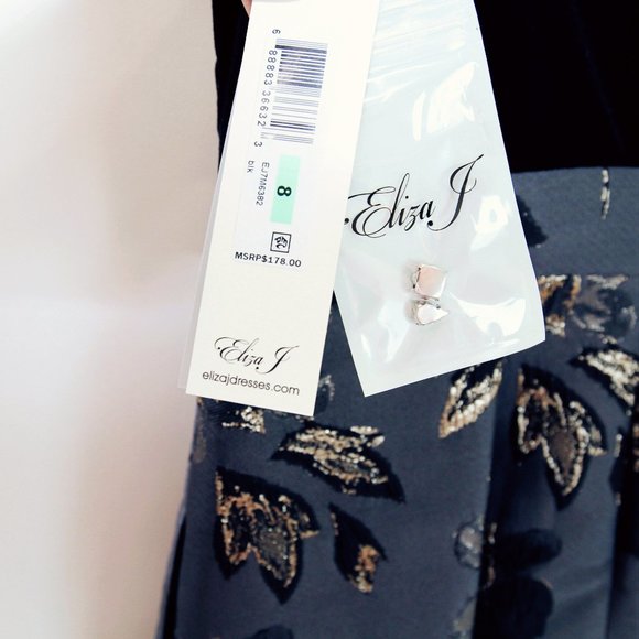 Eliza J Size 8 Womens Off the Shoulder Velvet Metallic Embroidered Formal Dress - Picture 7 of 9